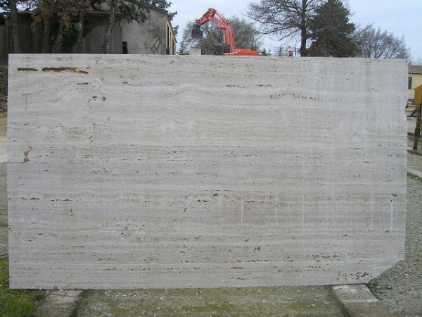 Travertino Classico Montemerano - sawn / vein cutTravertino-Classico-Montemerano-san-veni-cut.jpg